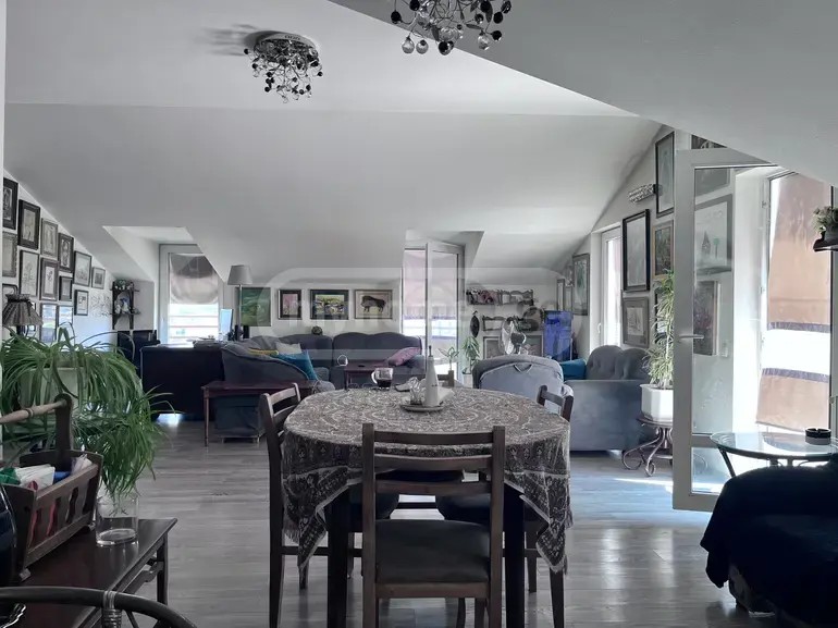 ჭავჭავაძე ი. გამზირი  - 2 rooms
