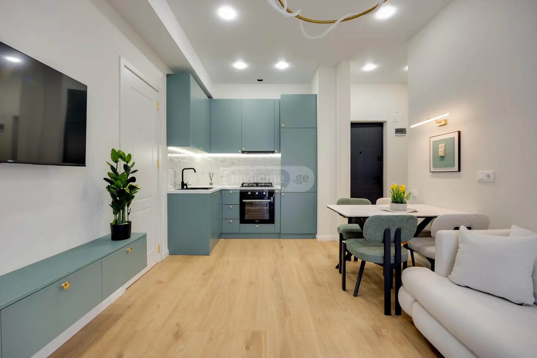 გიორგი ბრწყინვალეს I შეს. 46 - 3 rooms