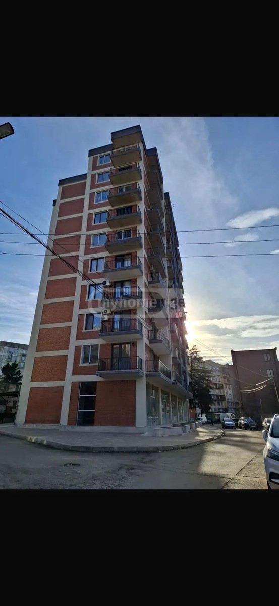 ბუხაიძის ქ.  - 3 rooms