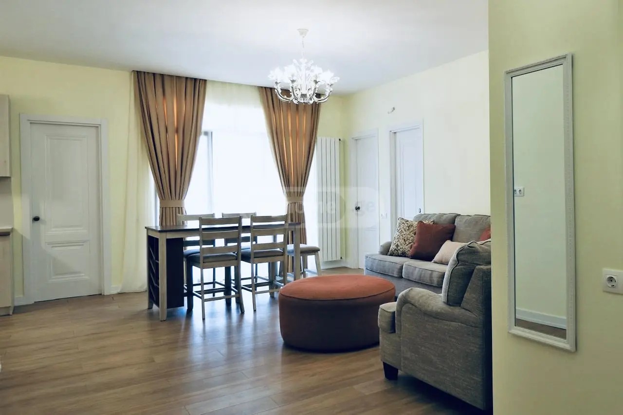 პოლიტკოვსკაია ა. ქ. (ჯიქია) 20 - 4 rooms