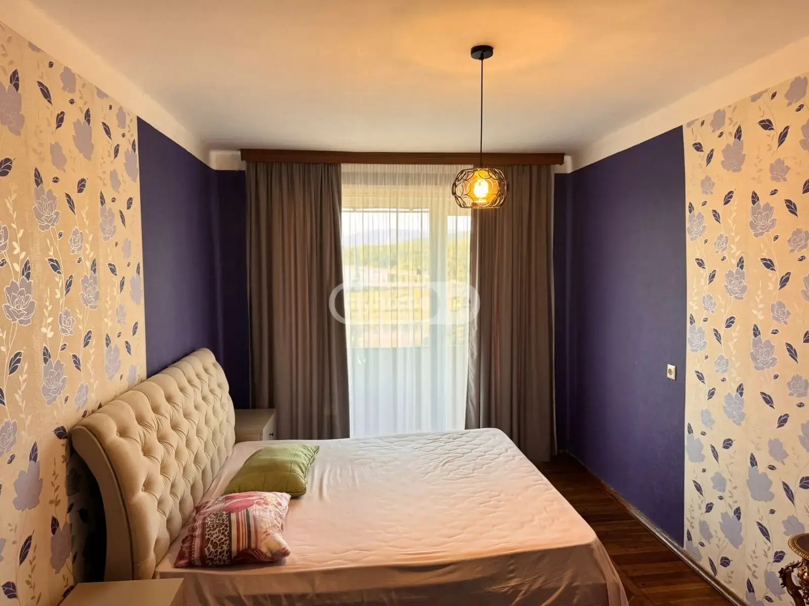 აბაშიძე ი. ქ. 13 - 3 rooms
