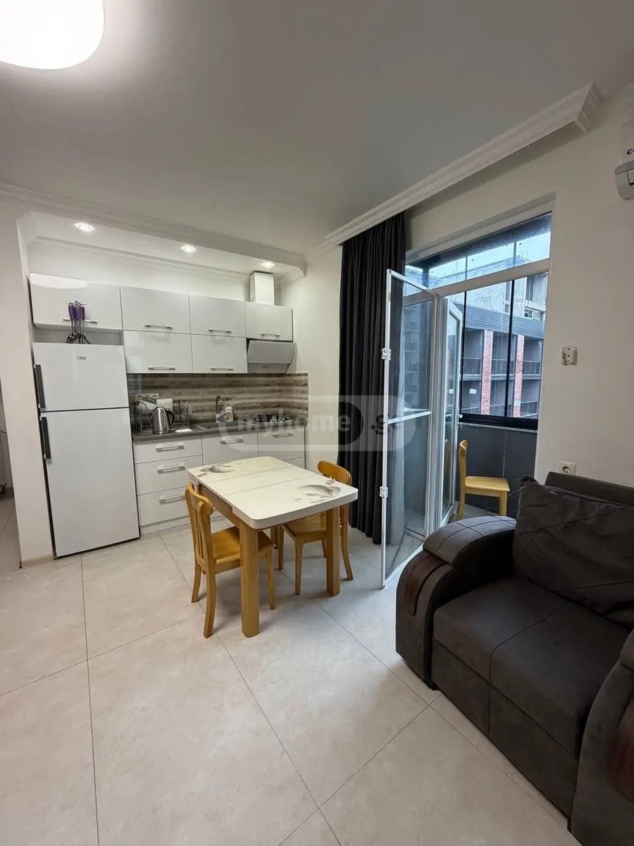 ლორთქიფანიძე გრ. ქ. 6 - 2 rooms