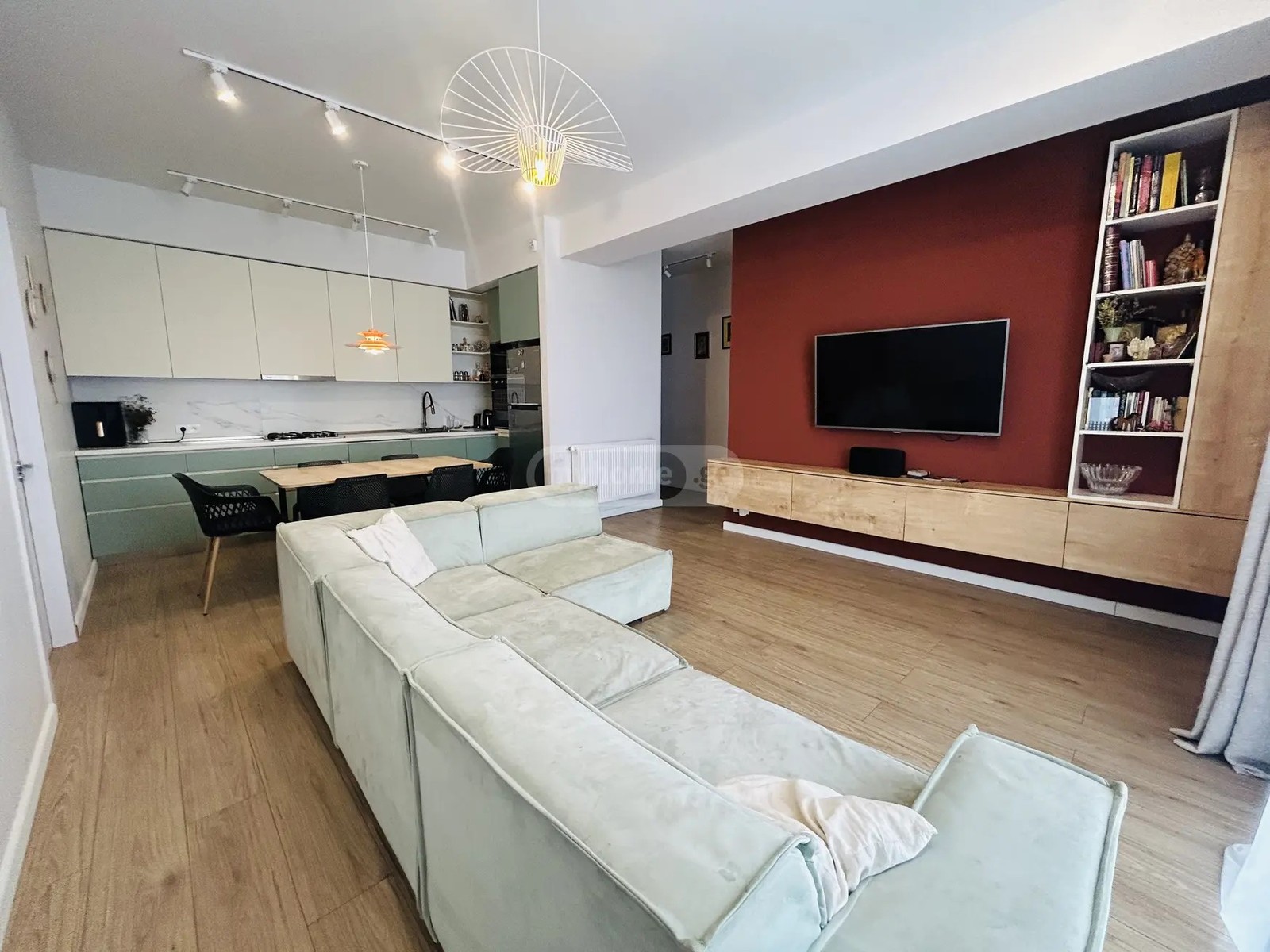 პ. დათუაშვილის ქ. 7 - 4 rooms