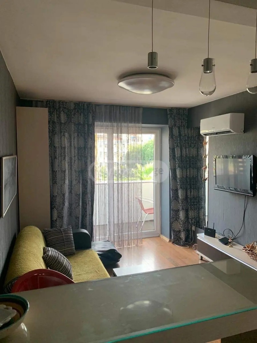 რუსთაველის ქ. 10 - 2 rooms