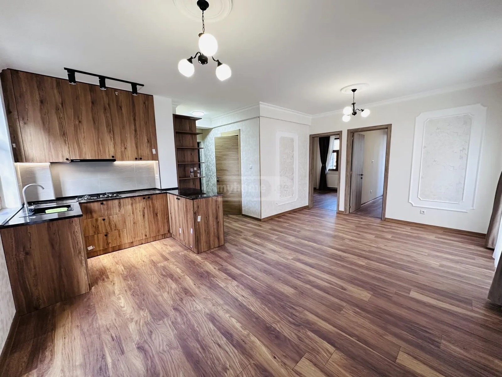 კუპრაძე ვ. ქ. 72 - 3 rooms