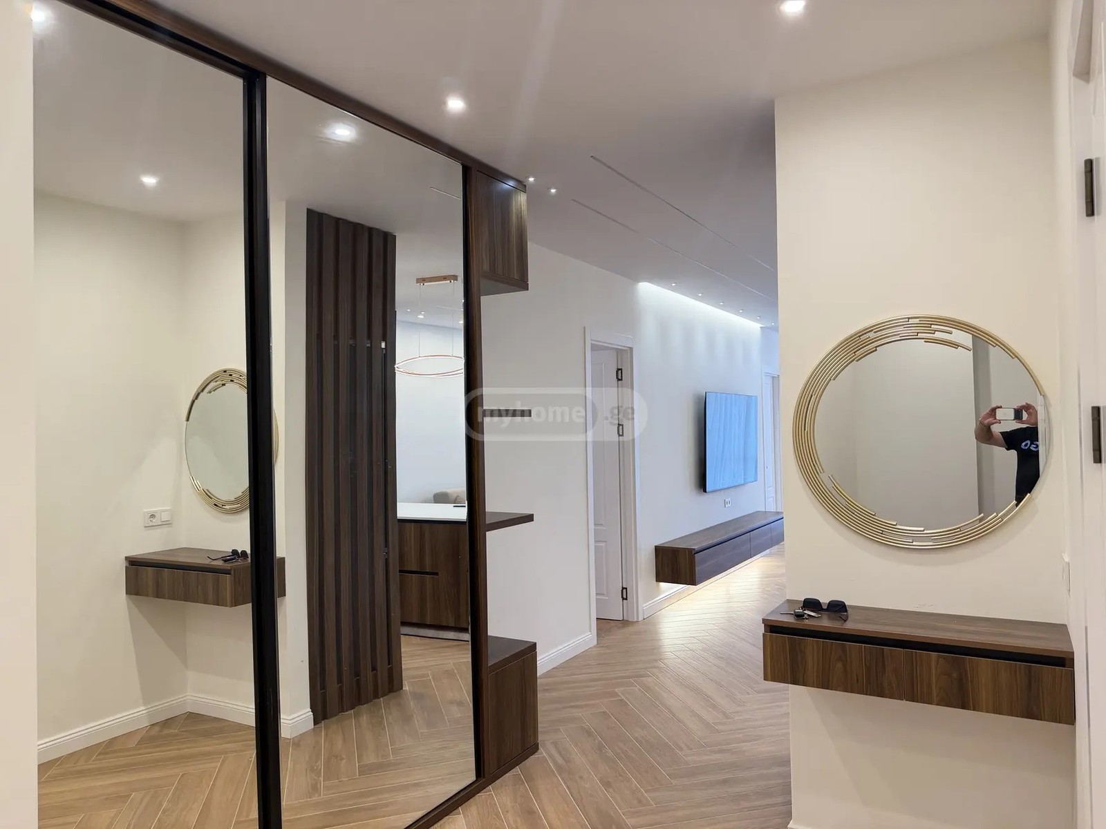 ინასარიძის ქ. 7 - 3 rooms