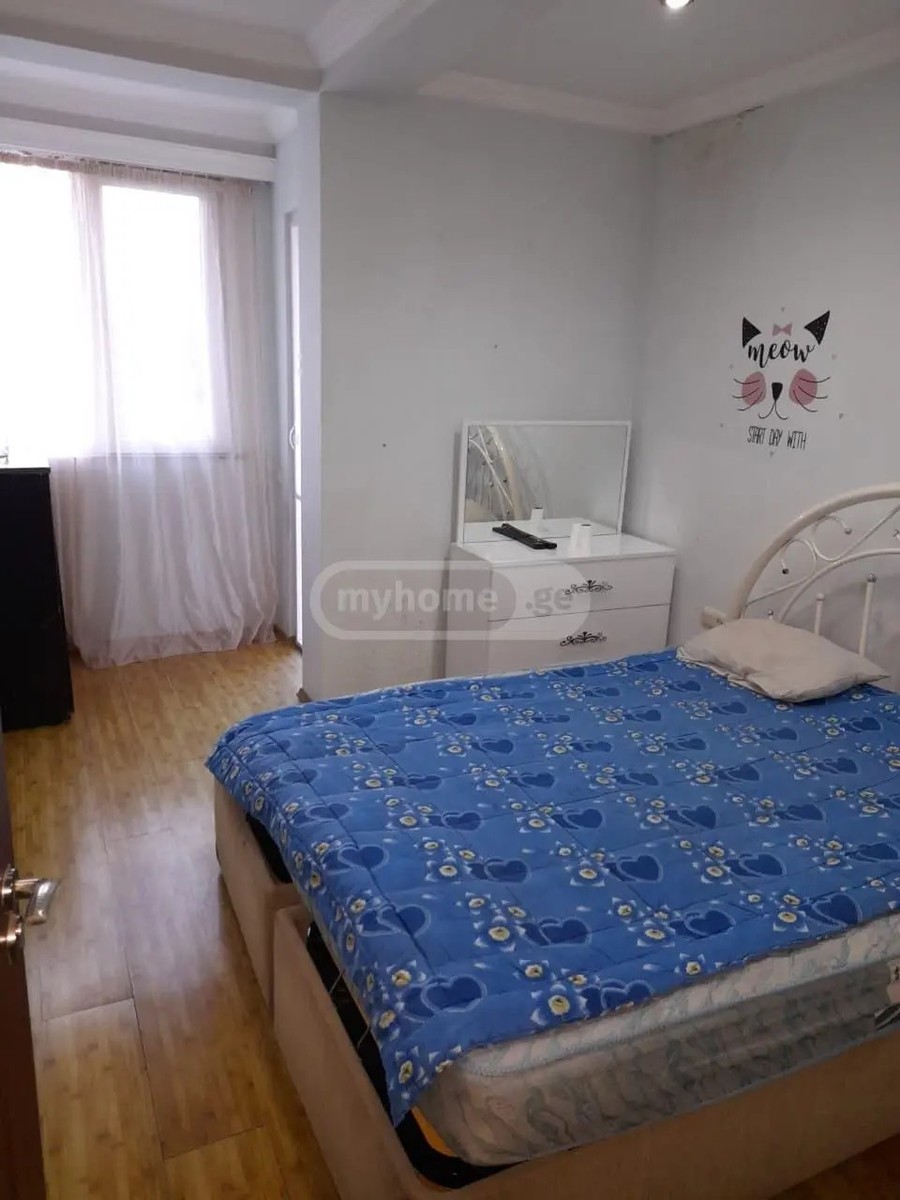 გრიბოედოვი ა. ქ. 5 - 3 rooms