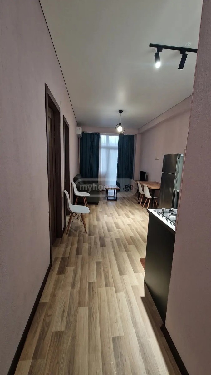 ჩარგლის ქ. 79 - 3 rooms