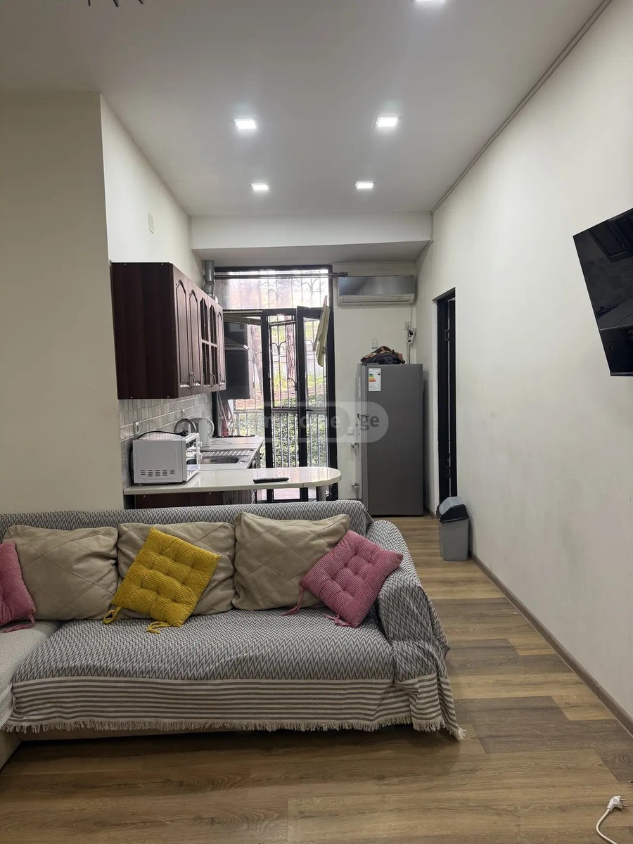 ბარამიძის ქ. 7 - 3 rooms