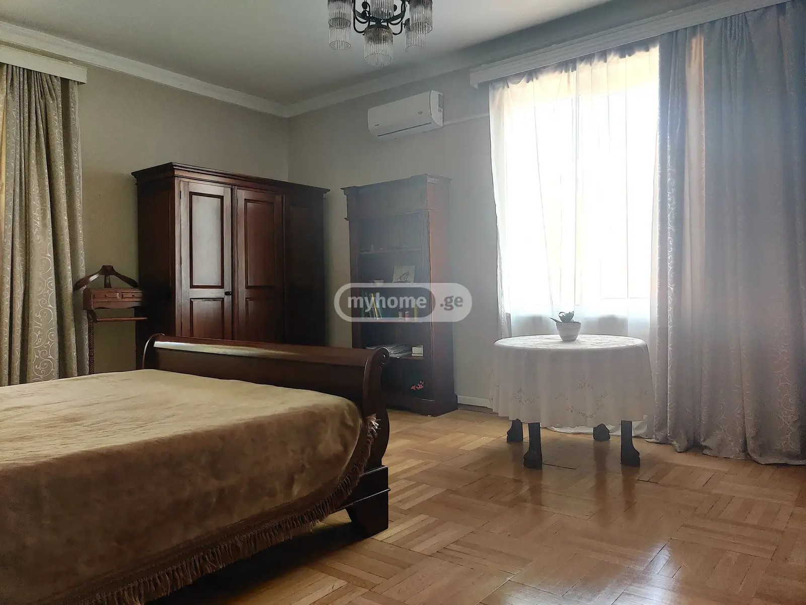 ცინცაძე ს. ქ. 10 - 5 rooms