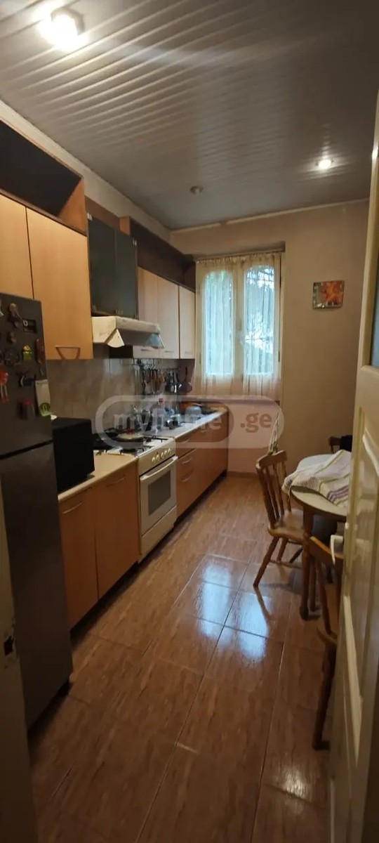 შარტავას ქ. 16 - 6 rooms