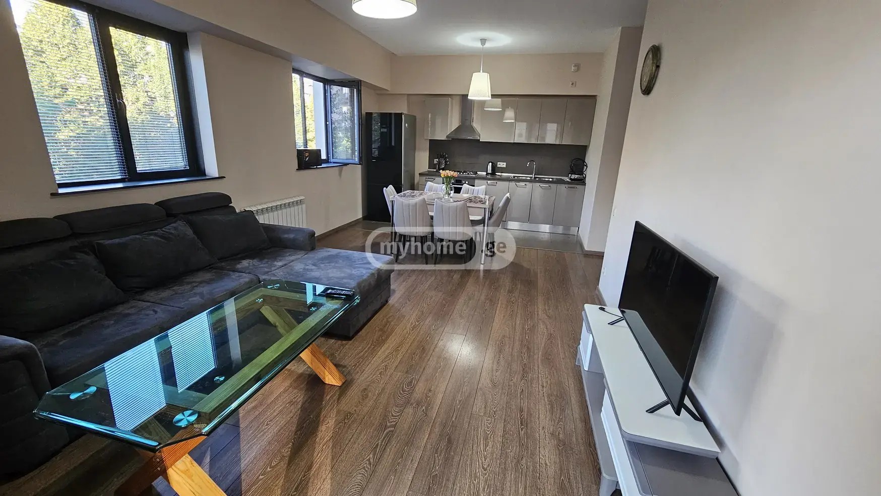 ყაზბეგის გამზ. 15 - 4 rooms