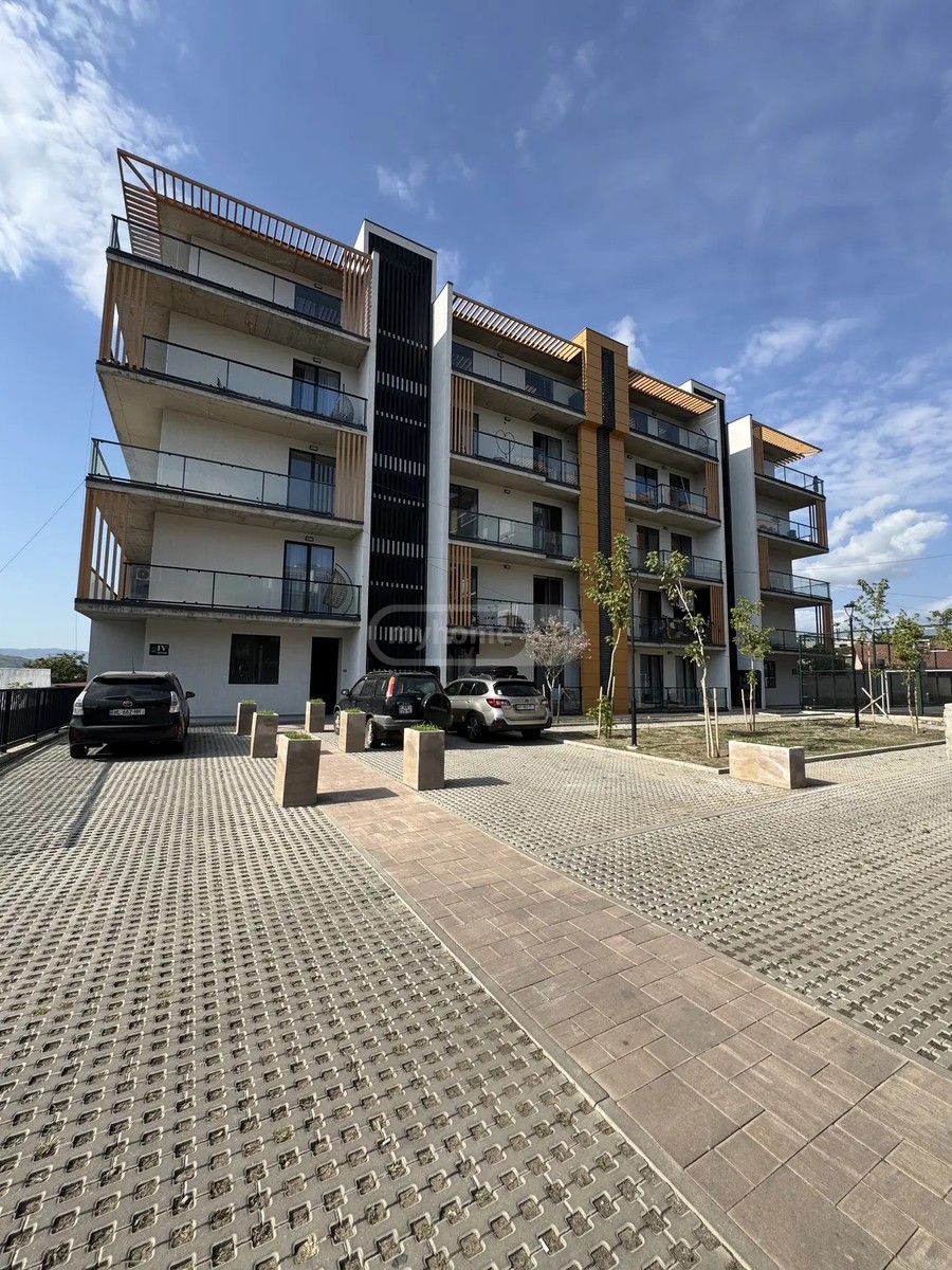 კაპანაძის ქ. 4 - 5 rooms