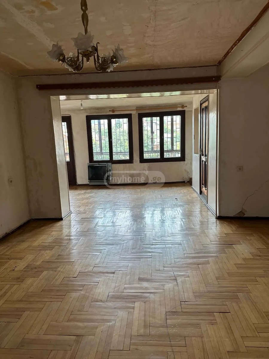 ჩარგლის ქ.  - 3 rooms