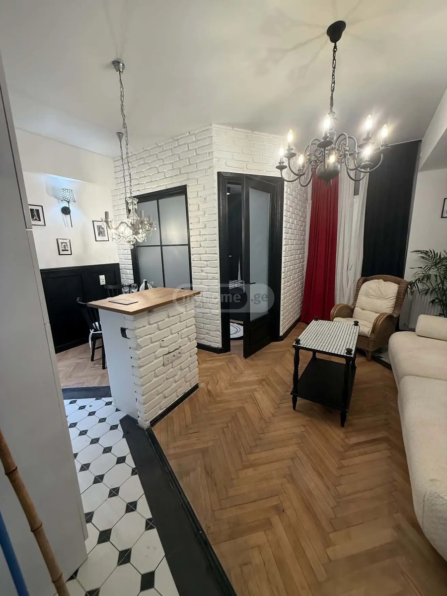 ფანასკერტელ-ციციშვილის ქ.  - 2 rooms