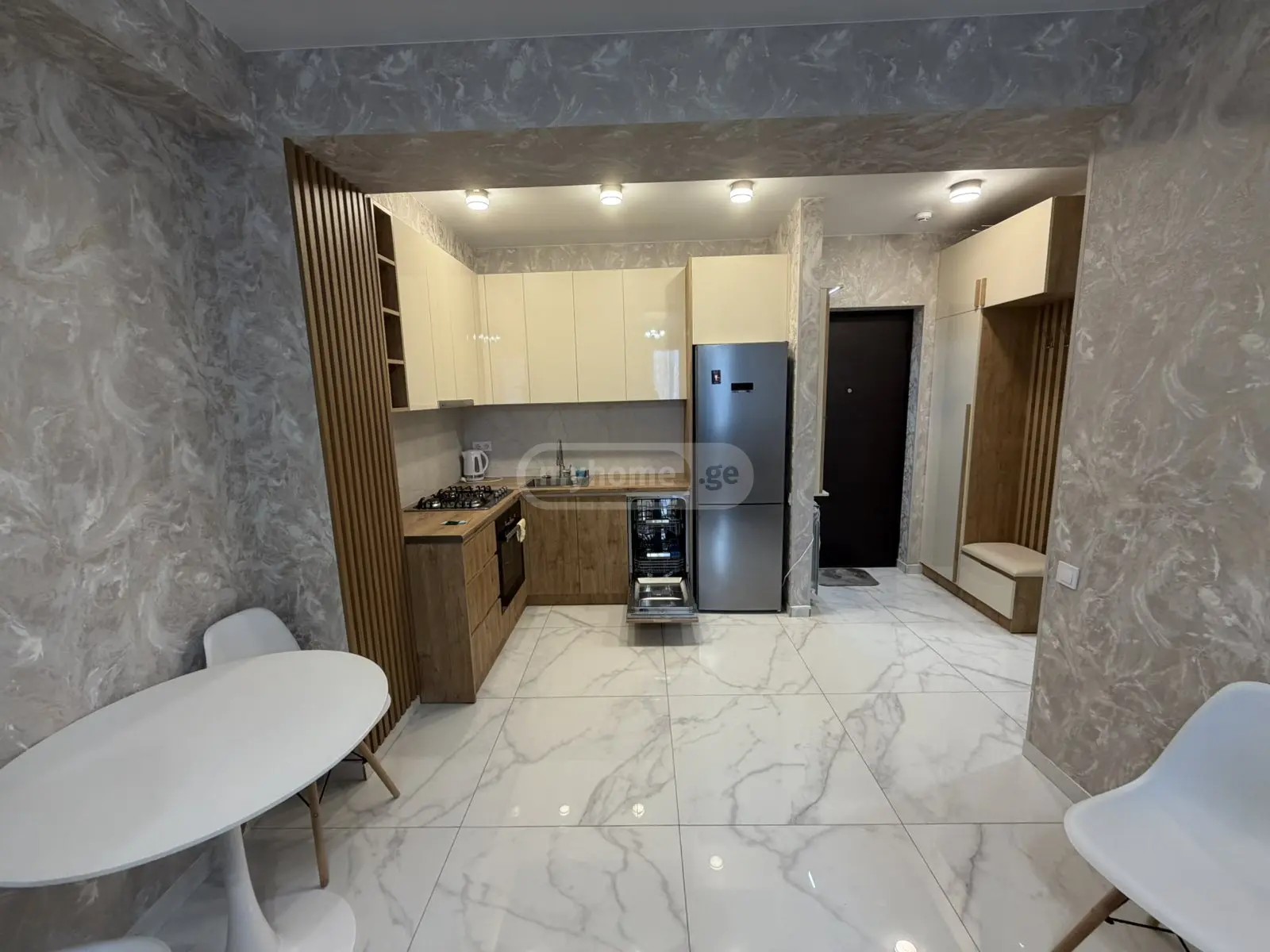 პეტრე იბერის ქ. 7 - 2 rooms