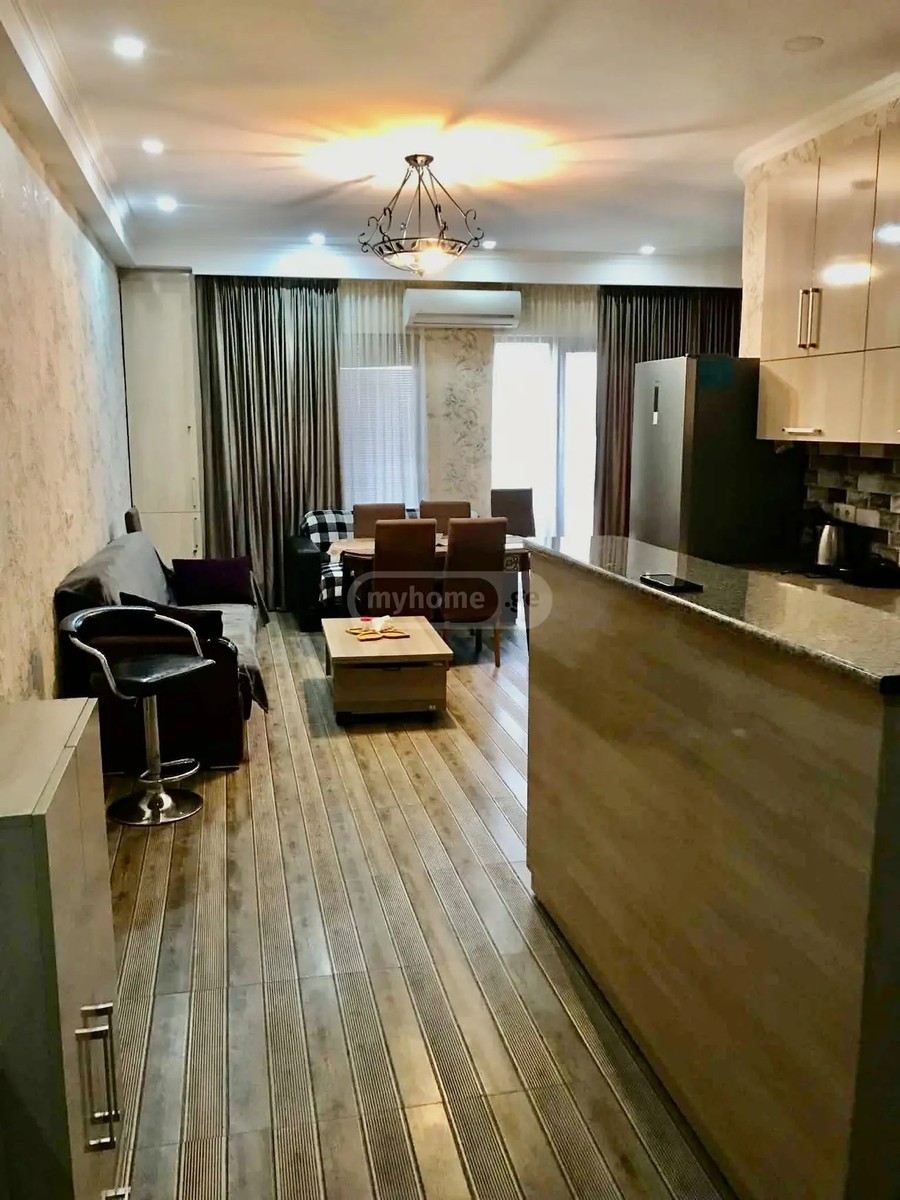 რუსთაველი შ. გამზირი 24 - 4 rooms