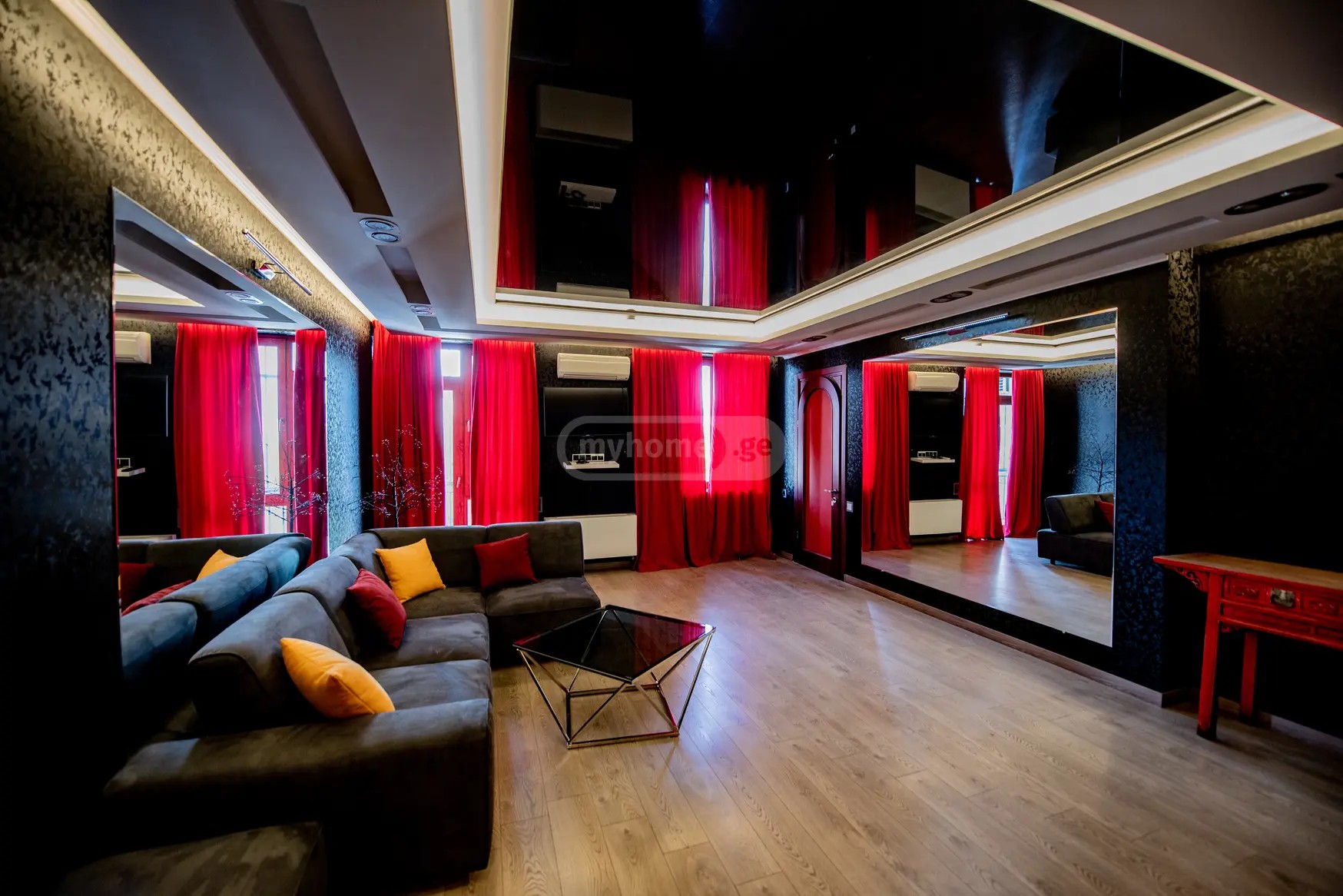 კოსტავა მ. ქ. 72 - 7 rooms