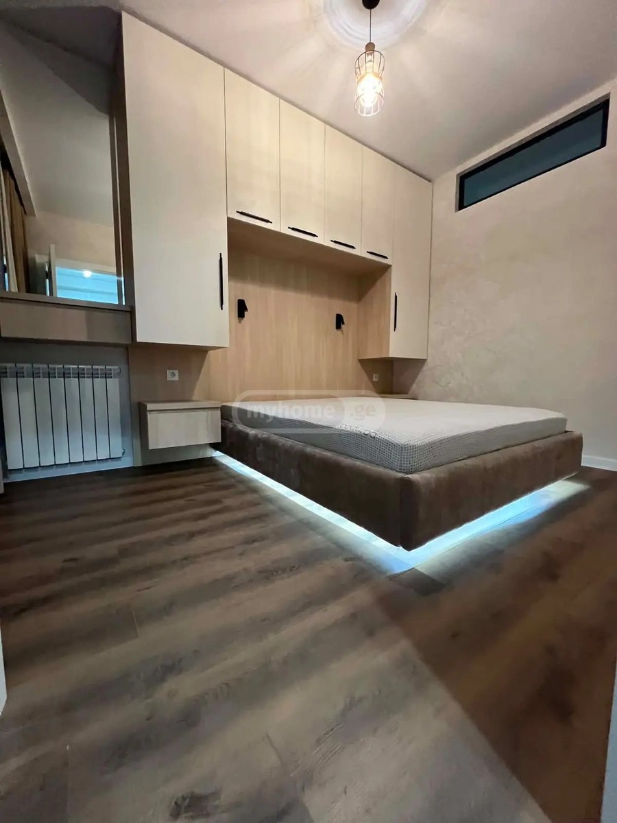 ანდრონიკაშვილი ლ. ქ. 1 - 3 rooms