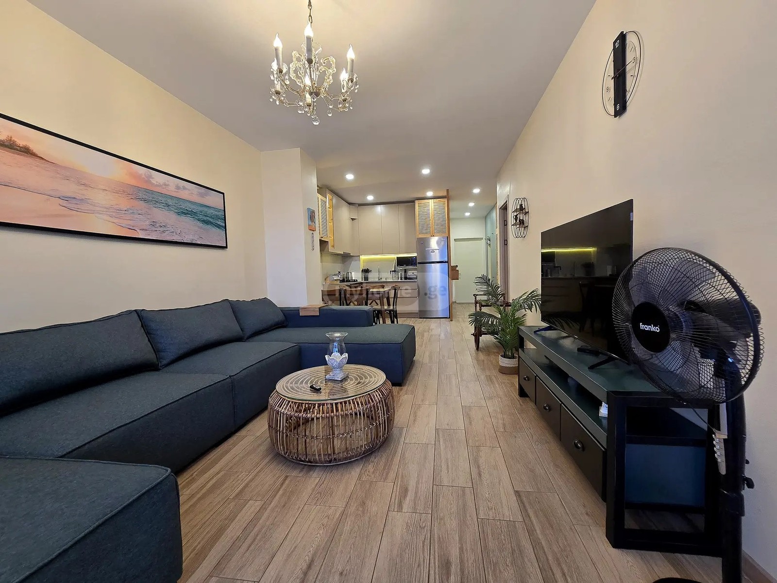 ფარნავაზ მეფის ქ. 100 - 3 rooms