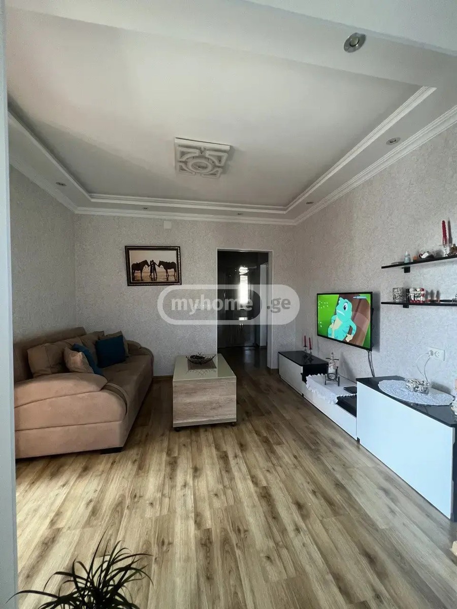 ბუხაიძის ქ.  - 3 rooms