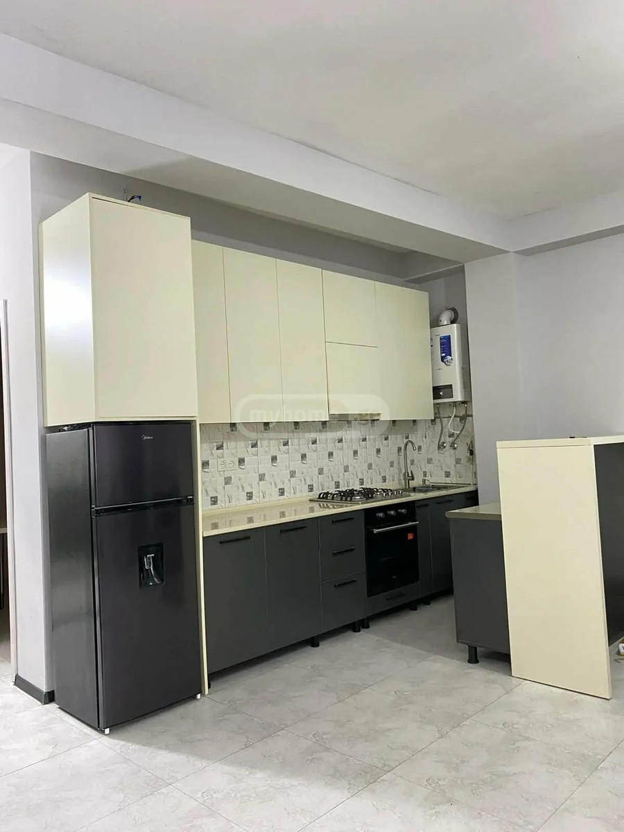 ჭავჭავაძის გამზ.  - 5 rooms