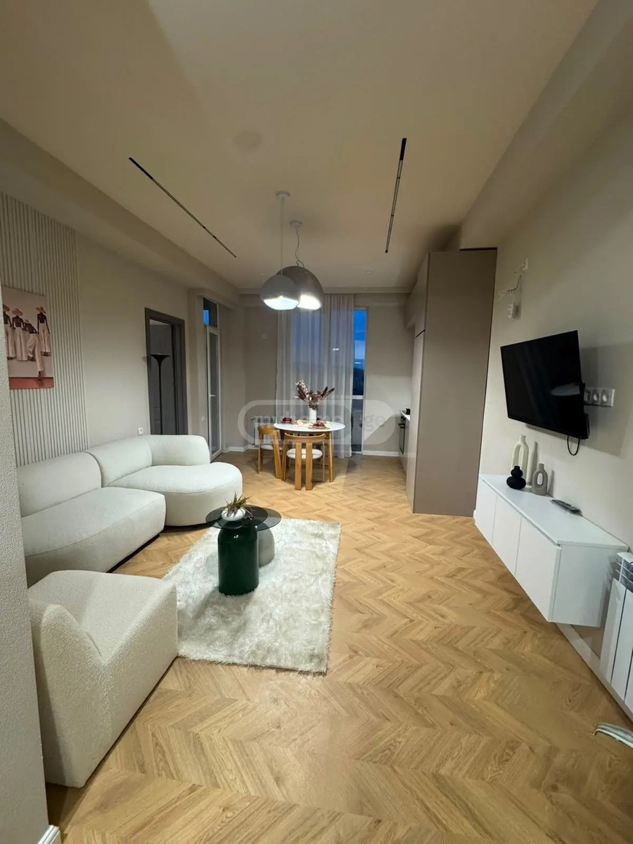ბახტრიონის ქ. 11 - 3 rooms