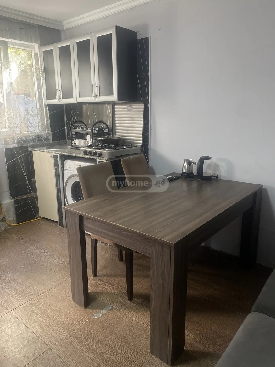 აღმაშენებლის ქ.  - 2 rooms