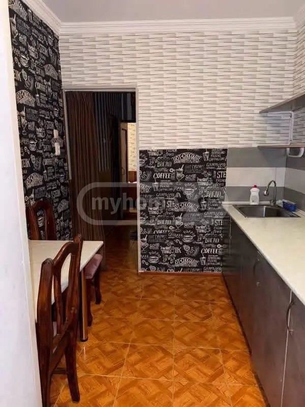 მელიქიშვილი პ. ქ. 8 - 3 rooms