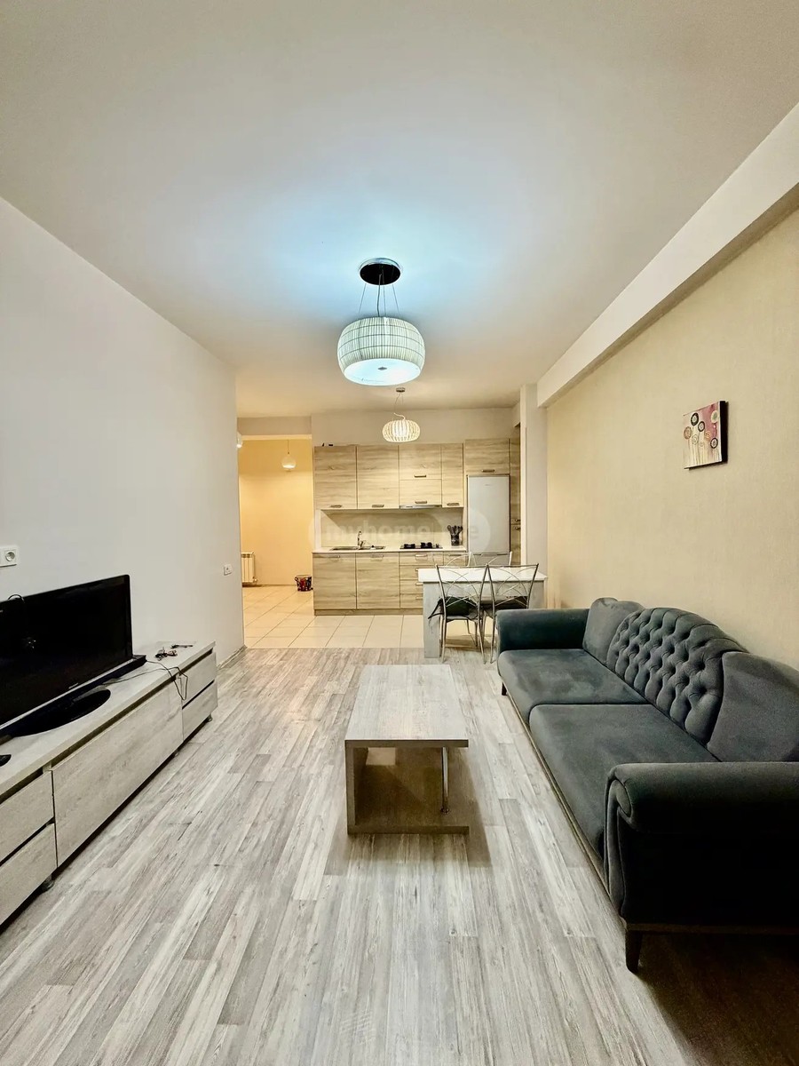 პოლიტკოვსკაია ა. ქ. (ჯიქია) 45 - 2 rooms