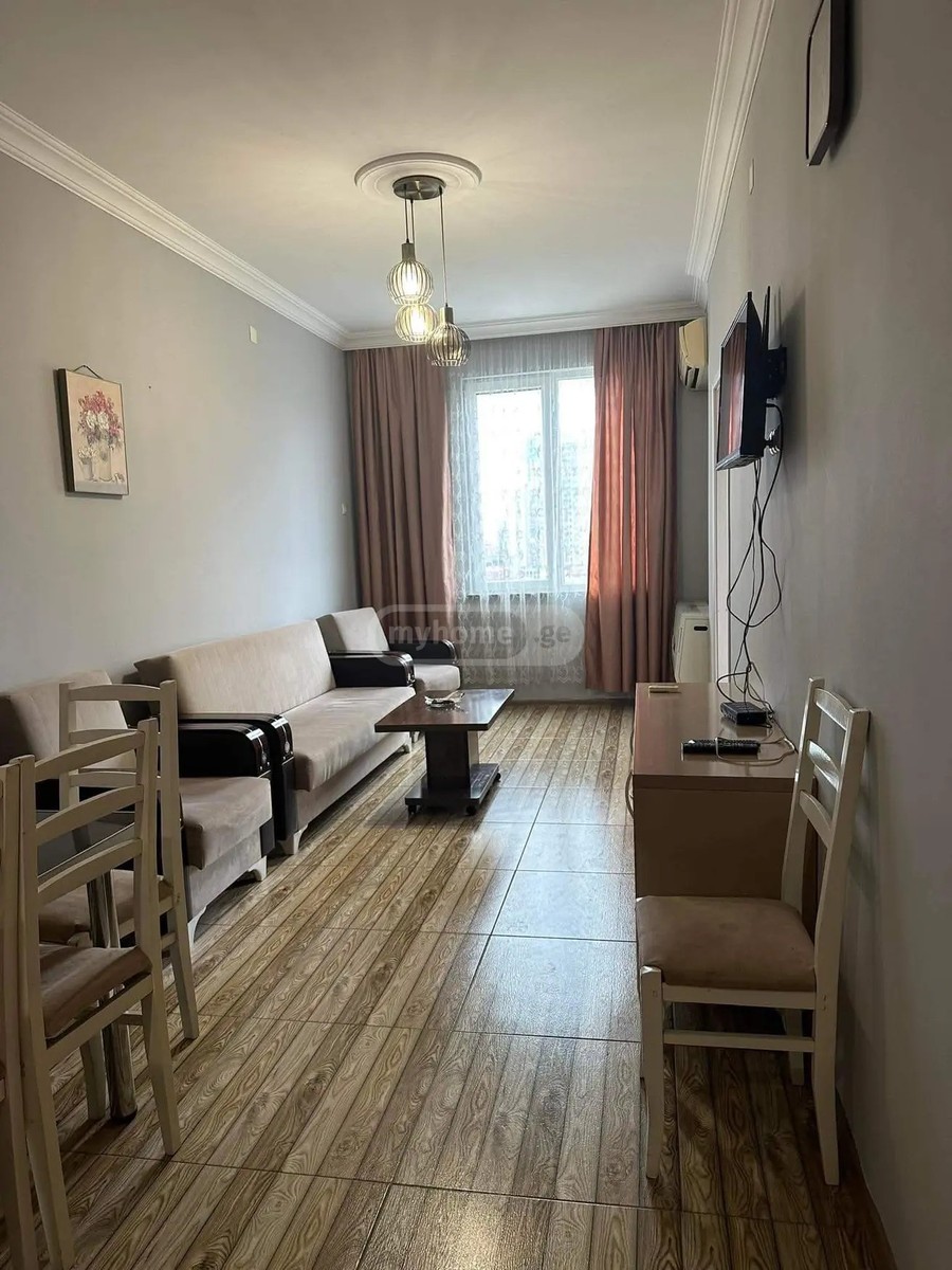 ტაბიძის ქ. 56 - 3 rooms