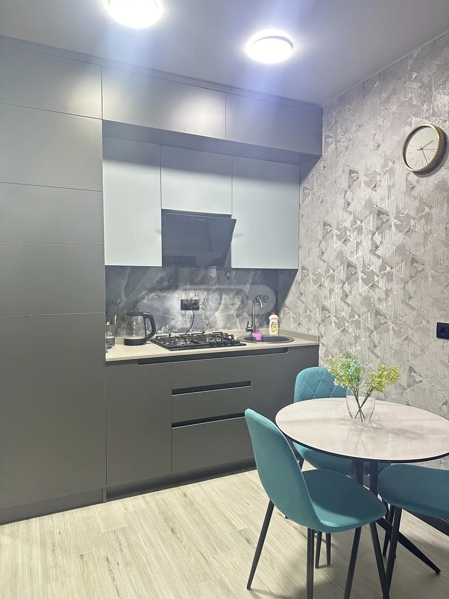 ანგისის ქ. 82 - 1 rooms