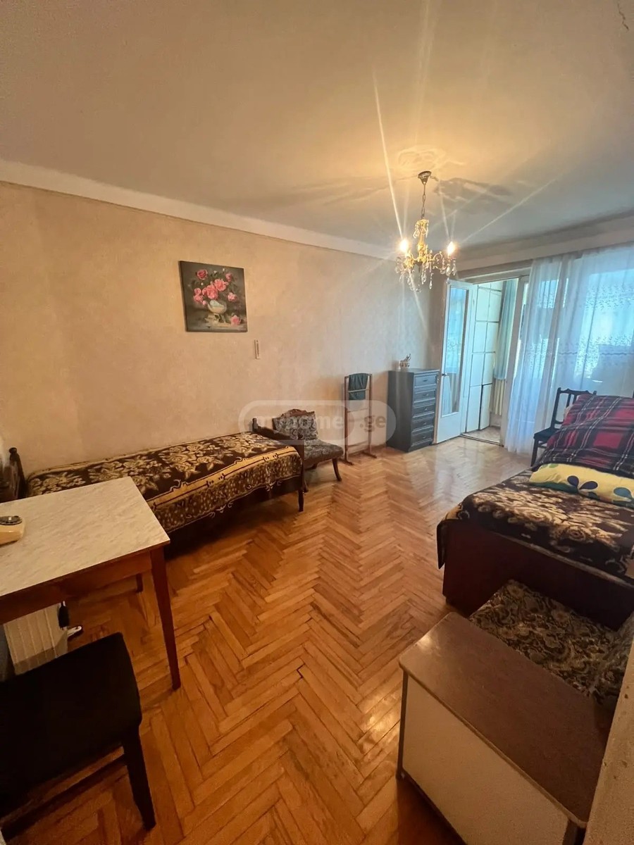 ღრმაღელის ქ. 0 - 1 rooms