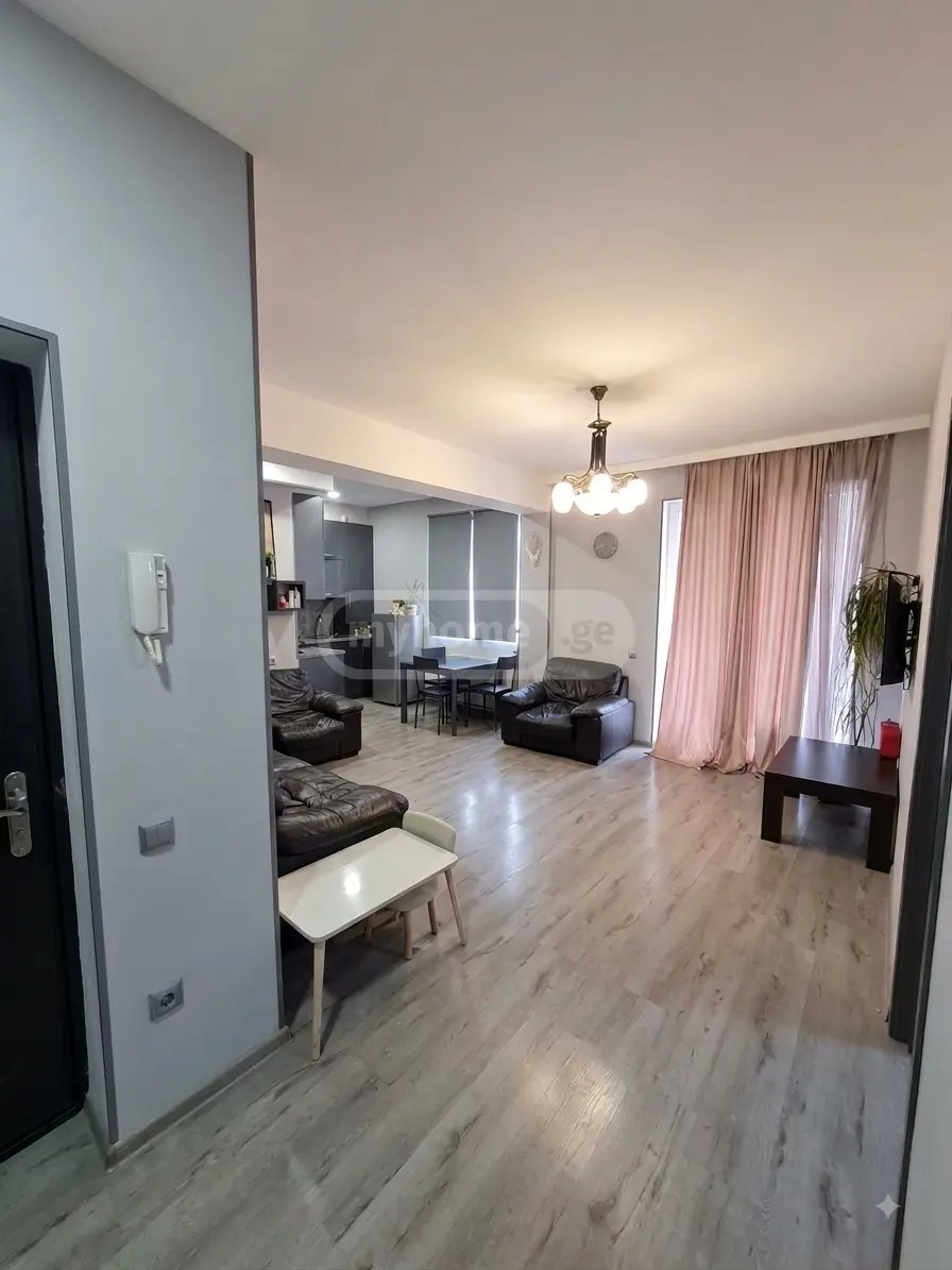 პოლიტკოვსკაია ა. ქ. (ჯიქია) 3 - 2 rooms