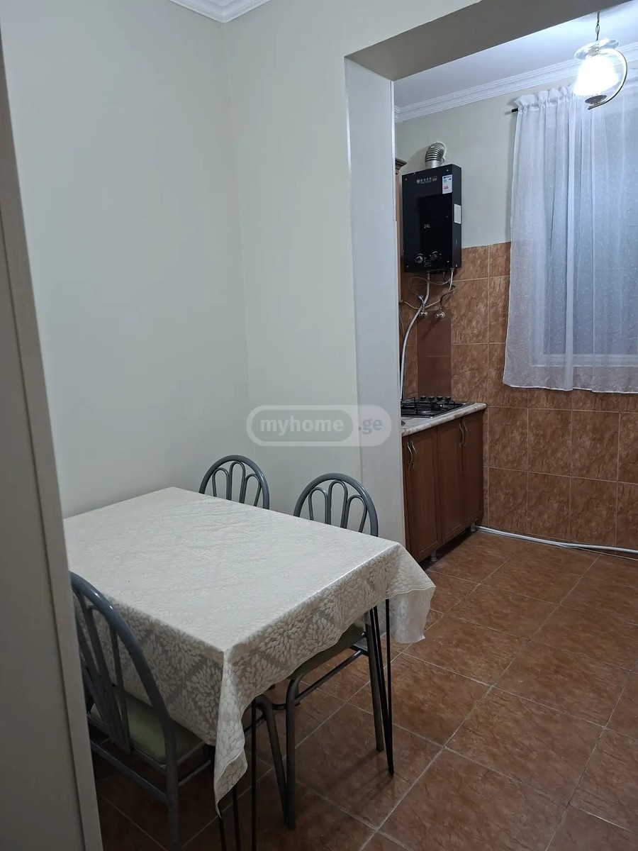 დ.არაყიშვილის ქუჩა 1 - 2 rooms