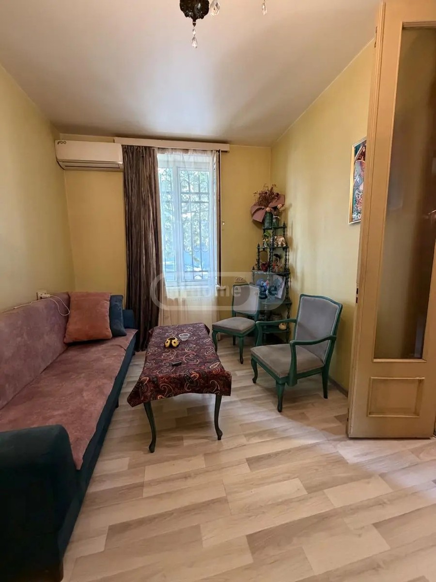 მანჯგალაძის ქ.  - 5 rooms