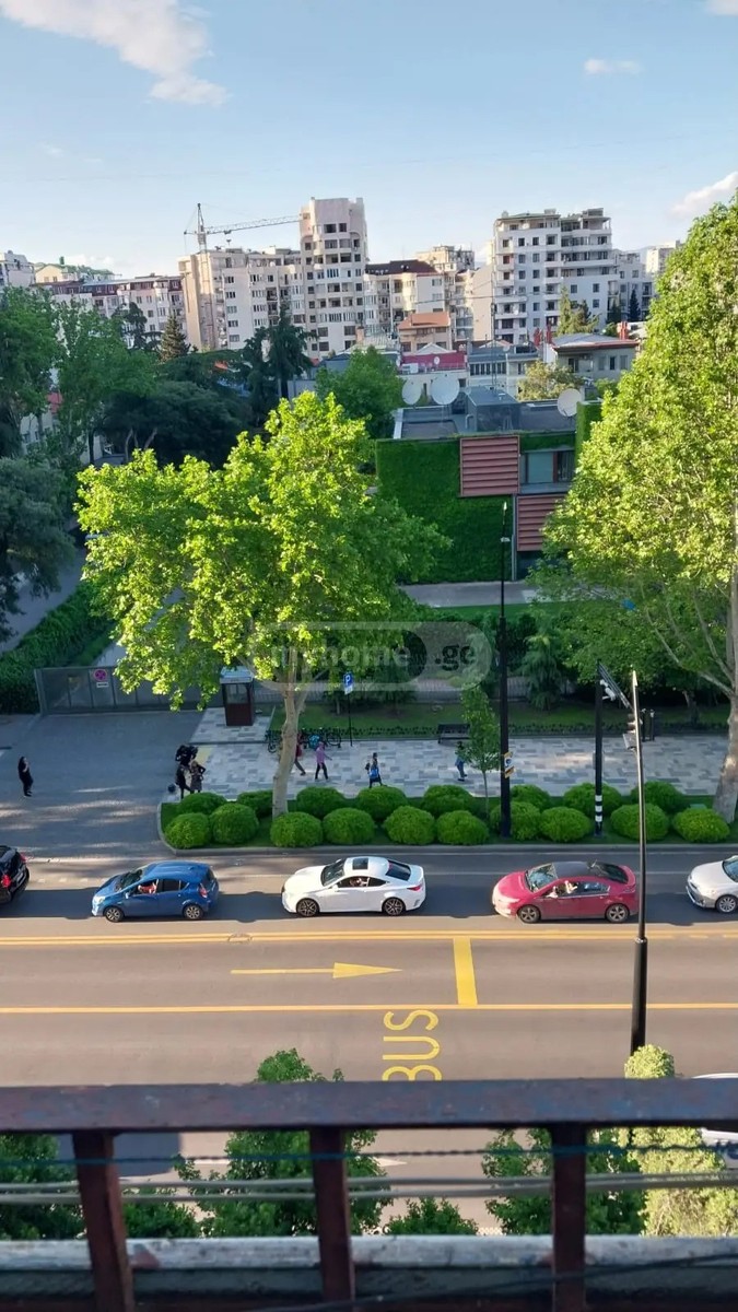 ჭავჭავაძე ი. გამზირი 000 - 2 rooms