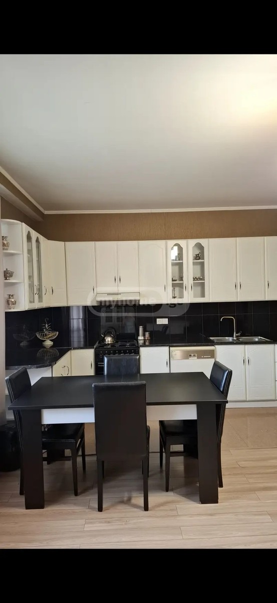 ცინცაძე ს. ქ. 43 - 4 rooms