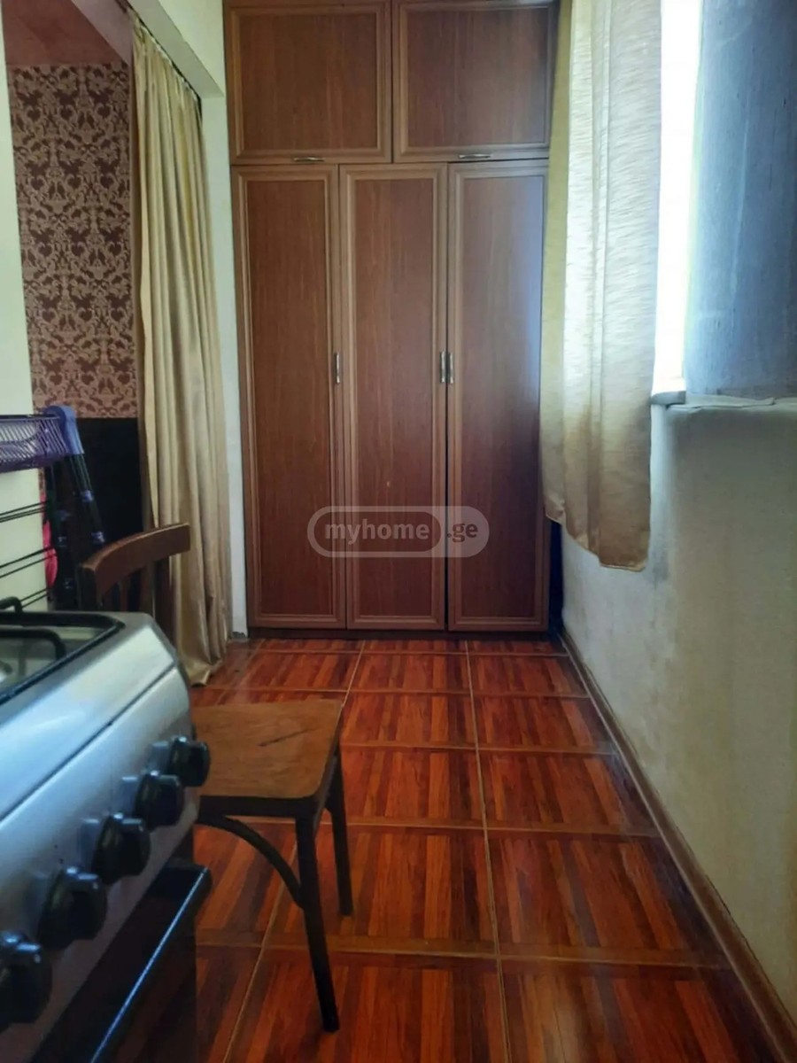 მაისურაძის ქ. 1 - 2 rooms