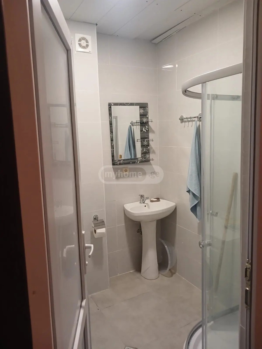 შერვაშიძის ქ. 53 - 3 rooms