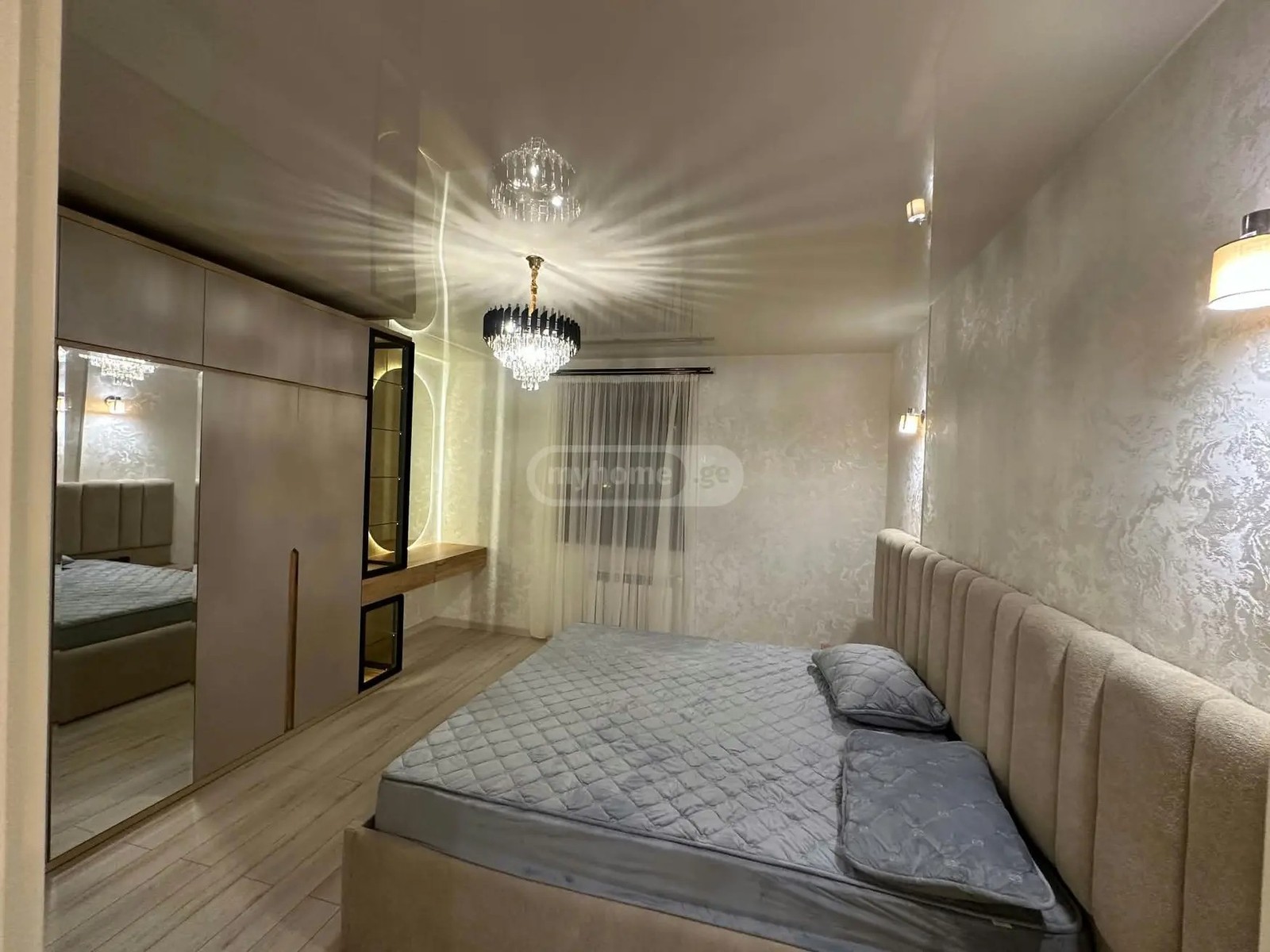 აღმაშენებელი დ. გამზირი 121 - 3 rooms