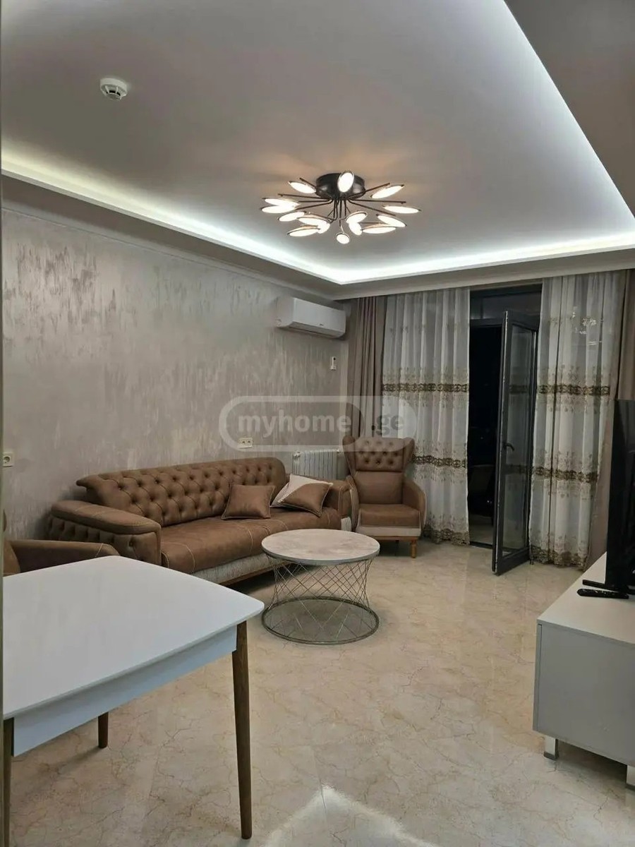 ლორთქიფანიძე გრ. ქ. 24 - 3 rooms