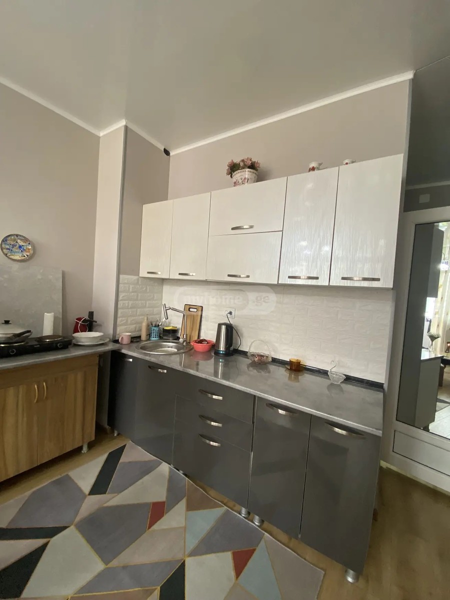 აეროპორტის გზატკეცილი 25 - 3 rooms