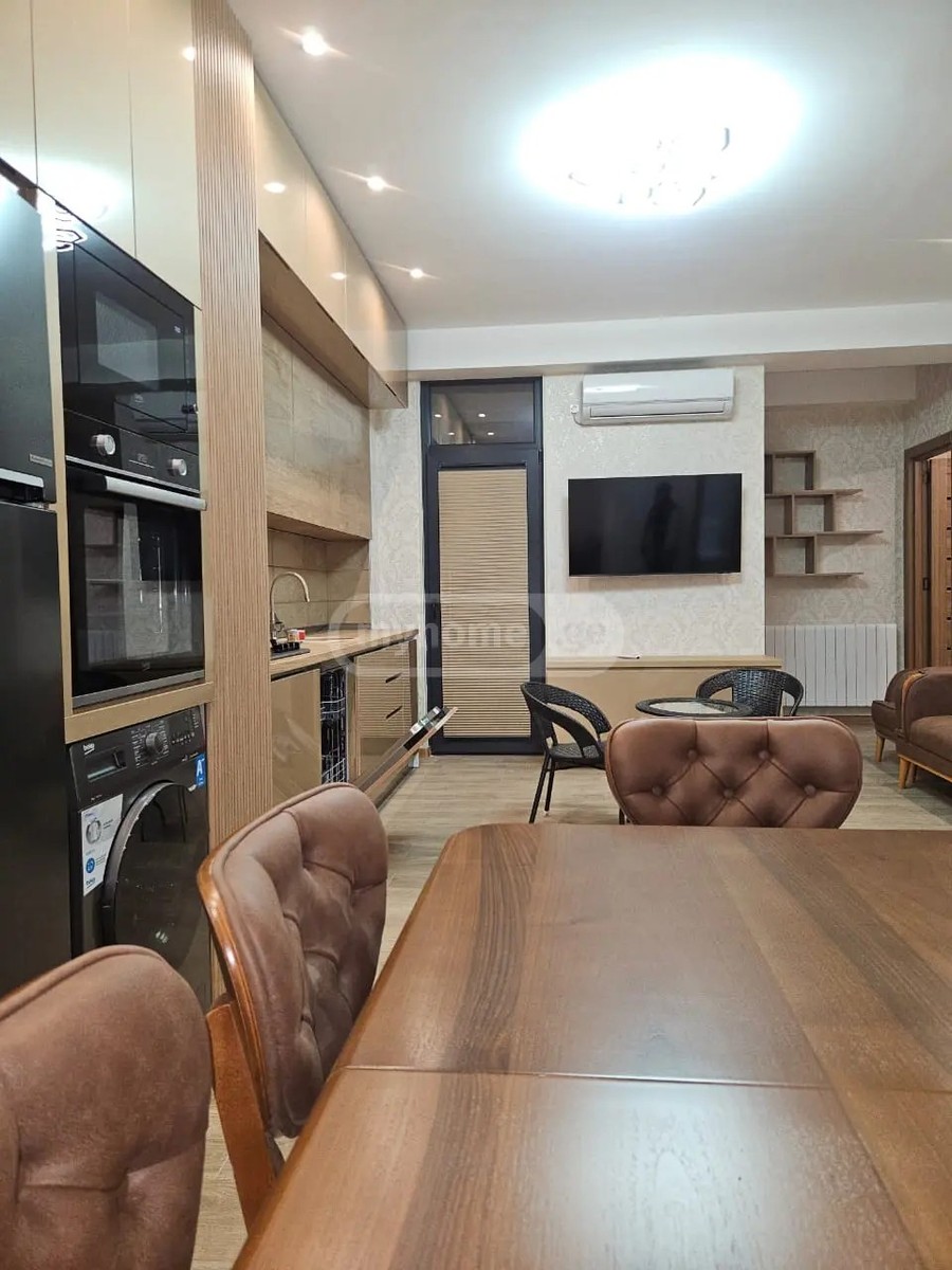 მირცხულავას ქ. 7 - 3 rooms