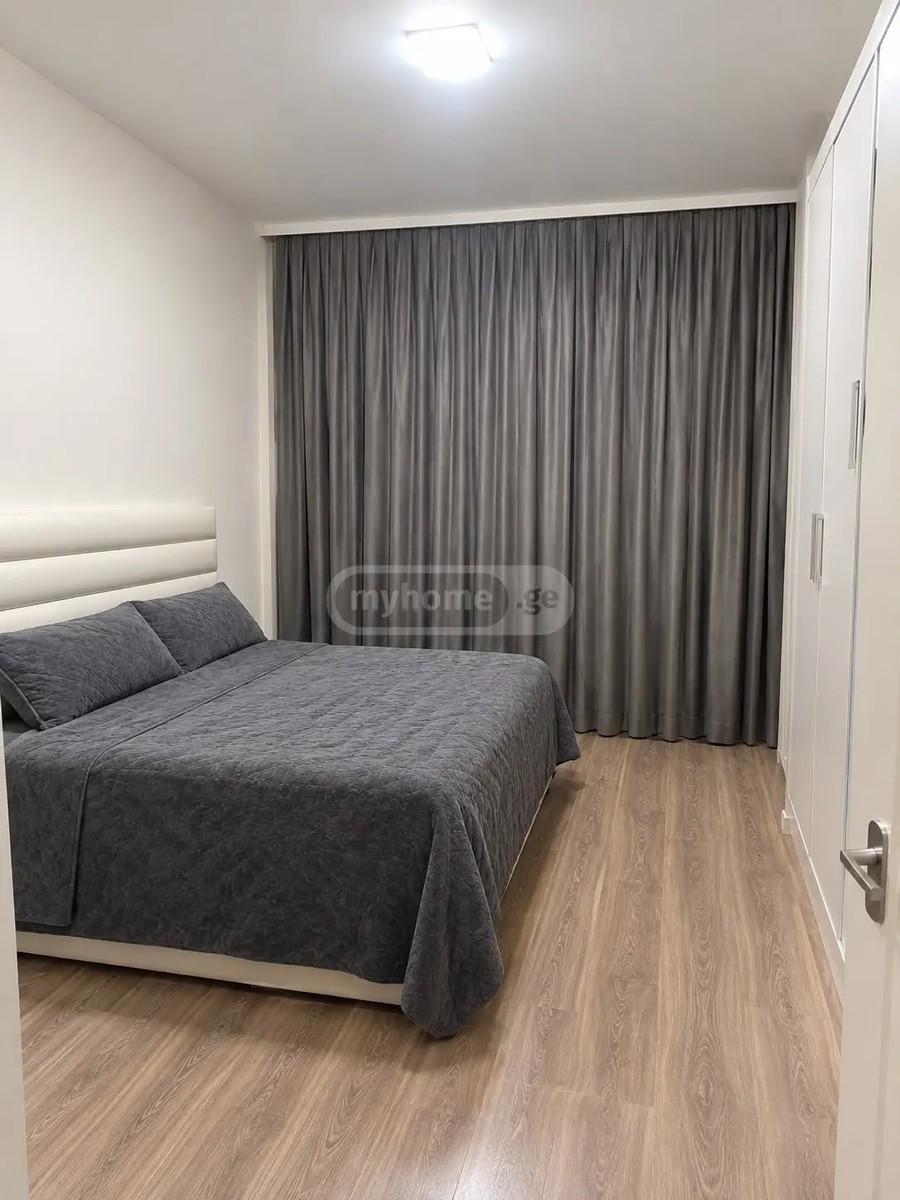 ბობ უოლშის ქუჩა 32 - 2 rooms