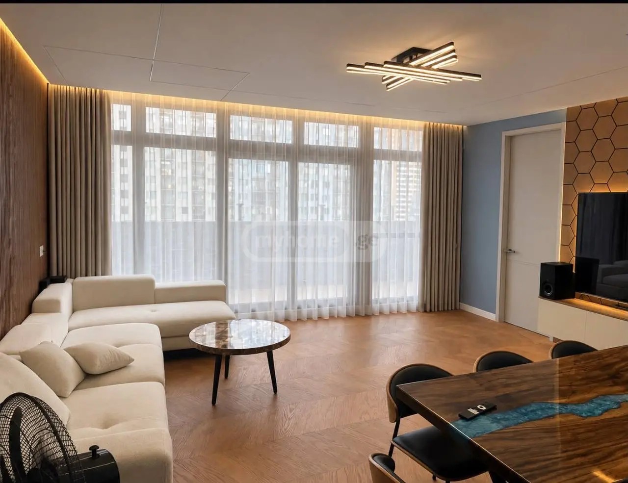 თაყაიშვილი ე. ქ. 58 - 5 rooms