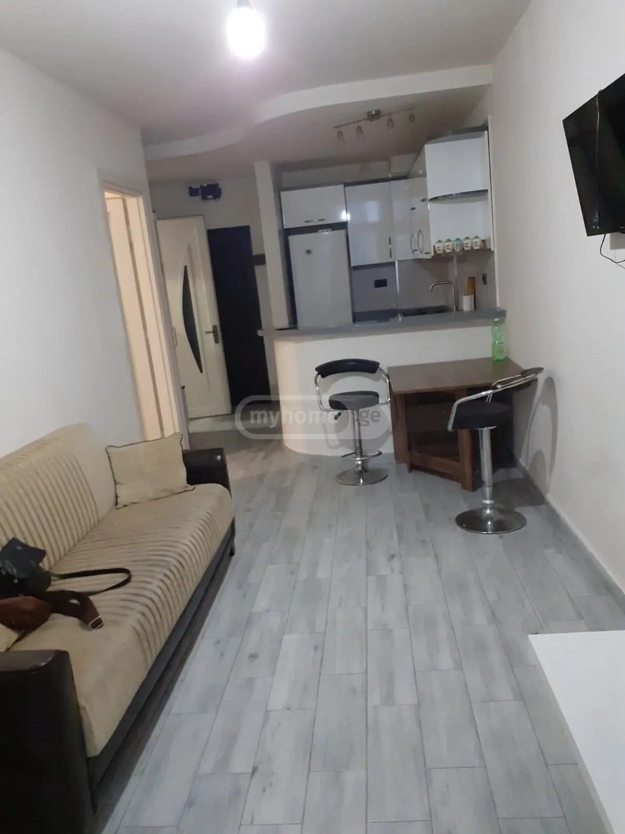 ფიროსმანი ნ. ქ. 16 - 3 rooms