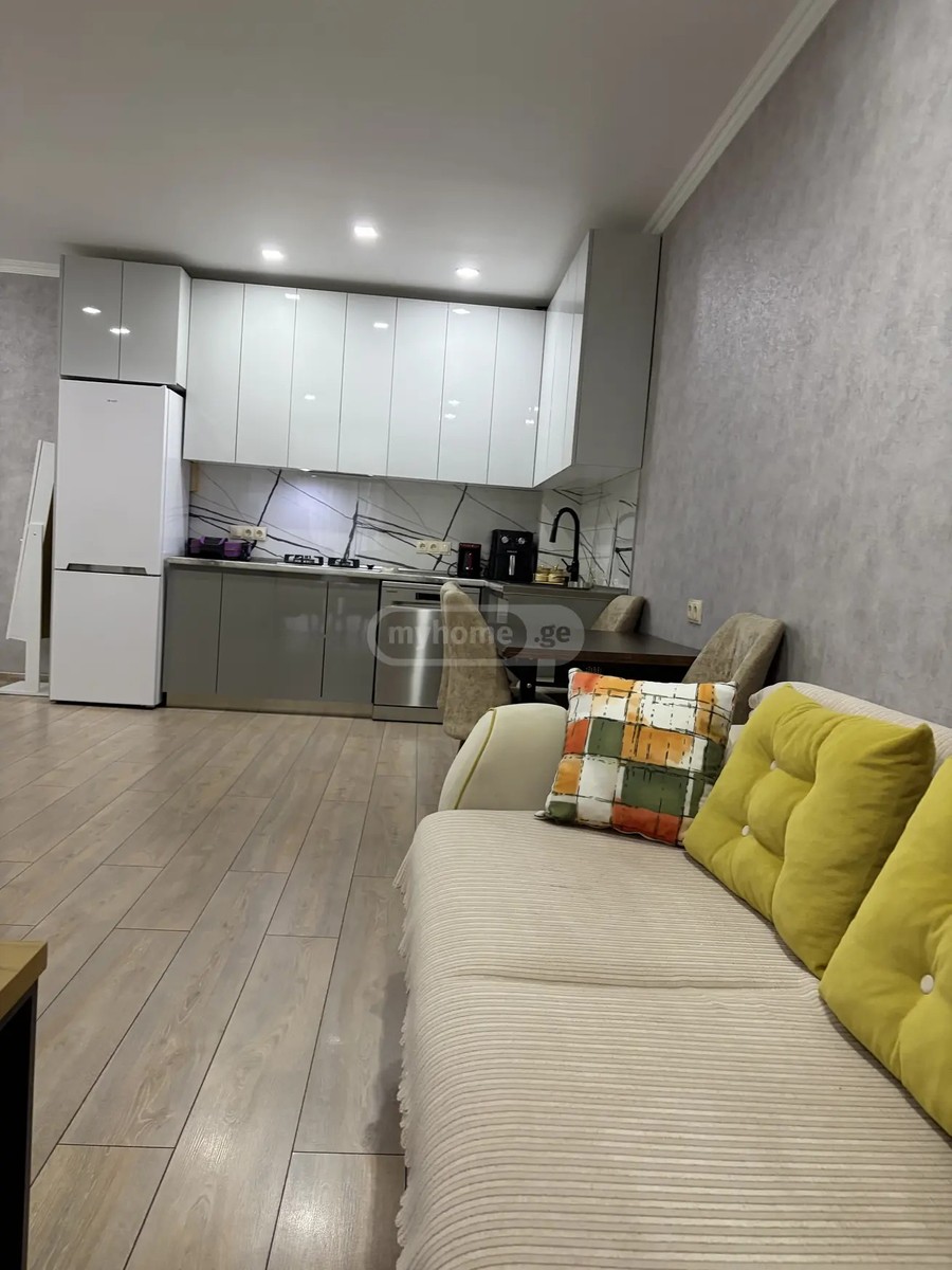ინასარიძის ქ. 8 - 2 rooms