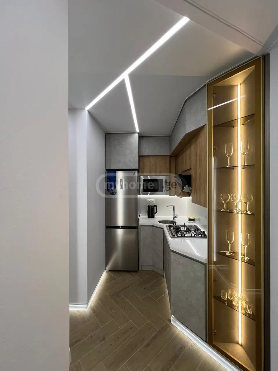 ლეონიძის ქ.  - 3 rooms