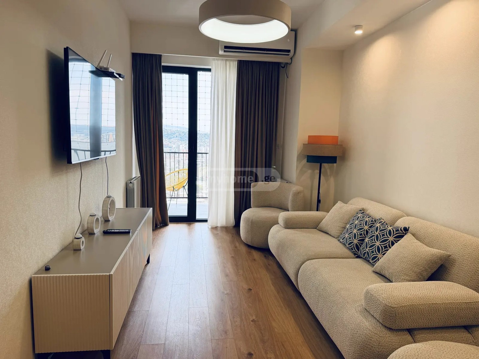 შარტავას ქ. 43 - 3 rooms